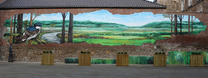 Peinture en trompe-l’œil sur un mur extérieur à Liège